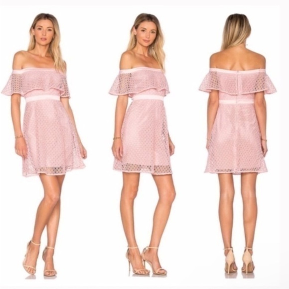 New ▶️ Bardot ◀️ Off Shoulder Lace Dress in Petal Size 4 / XS